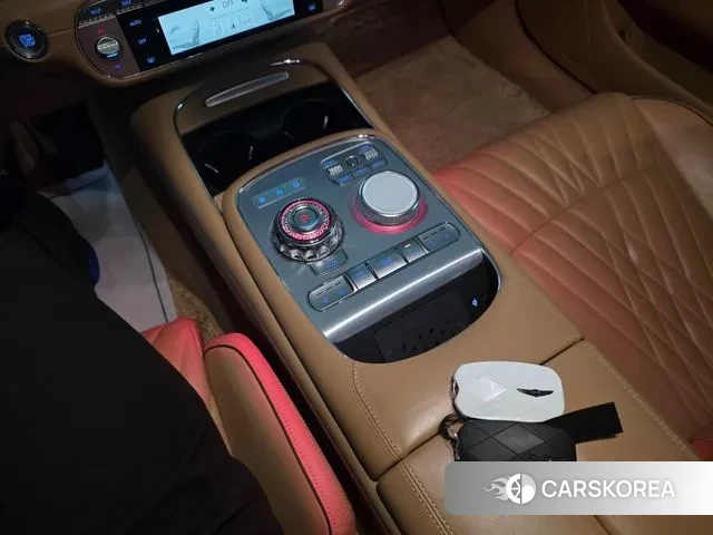 Genesis G90 (RS4) 2022 Белый из Кореи, фото 2