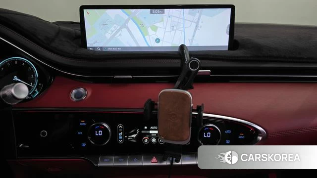 Genesis GV70 2021 Белый из Кореи, фото 2