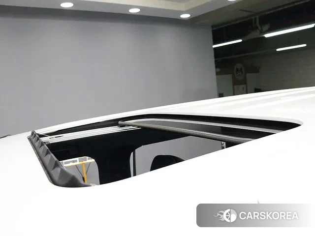 Mercedes-Benz G-Class W463b 2021 Белый из Кореи, фото 2