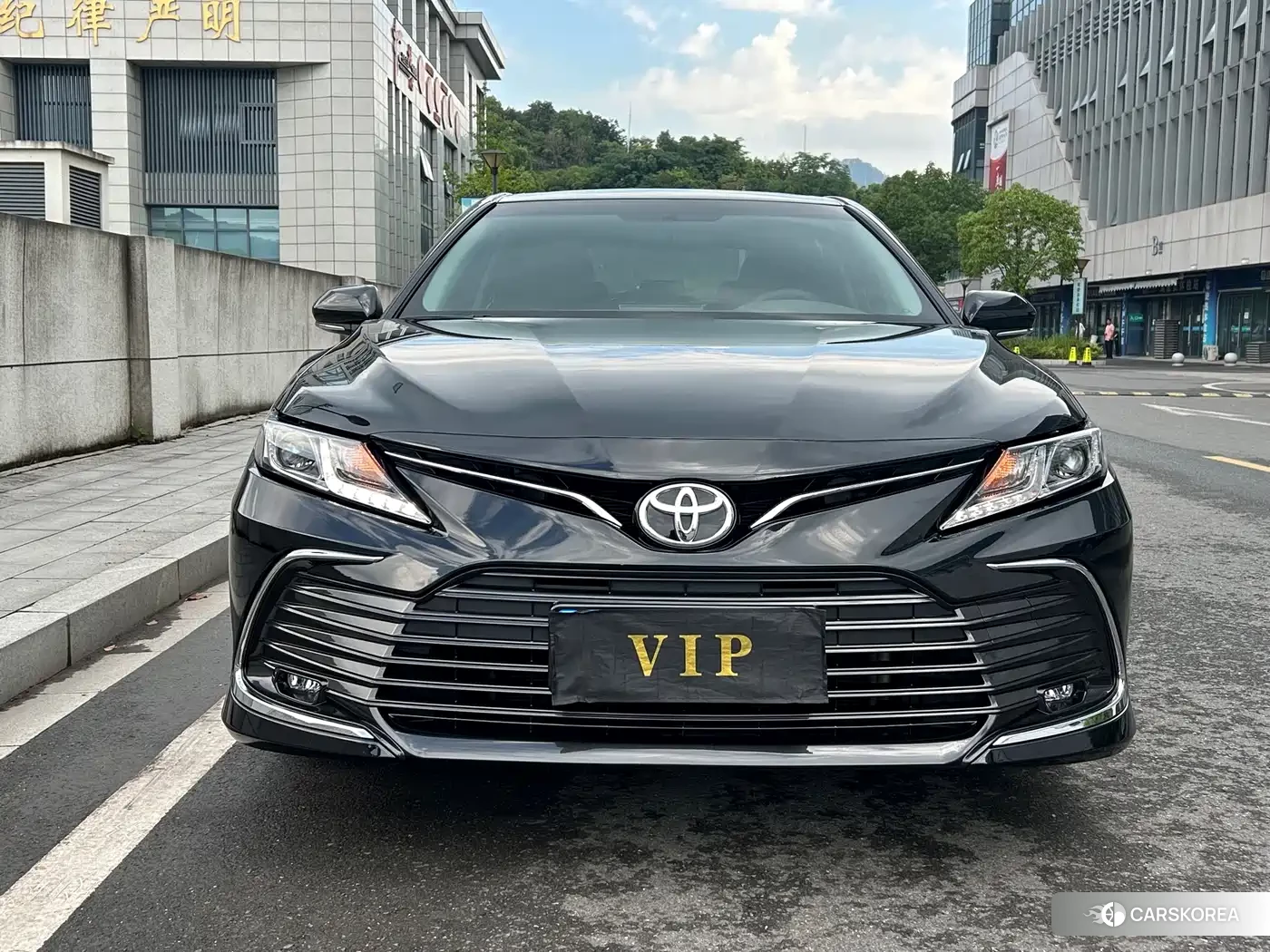 Toyota Camry 2023 Черный из Китая, фото 2