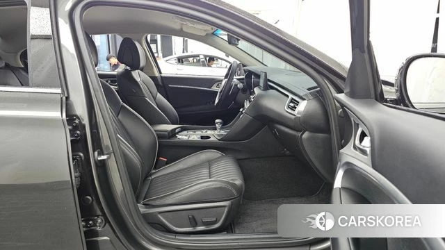 Genesis The New G70 2024 Серый из Кореи, фото 2
