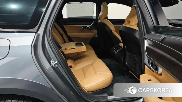 Volvo V90 Cross-Country 2018 Серый из Кореи, фото 2
