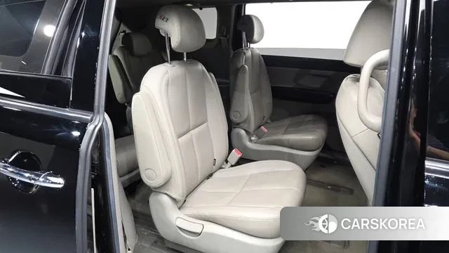 Kia The New Carnival 2019 Черный из Кореи, фото 2