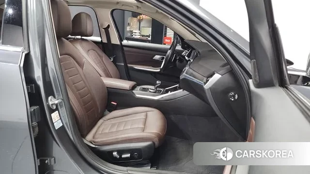 BMW 3 Series (G20) 2021 Серый из Кореи, фото 2