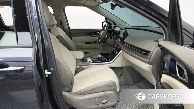 Kia Carnival 4th generation 2023 Серый из Кореи, фото 2