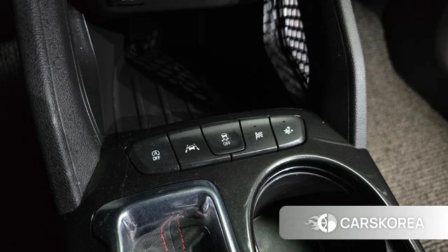 Chevrolet (GM Daewoo) Trailblazer 2023 Белый из Кореи, фото 2