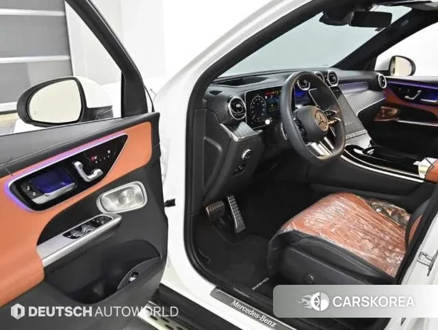 Mercedes-Benz GLC-Class X254 2024 Белый из Кореи, фото 2