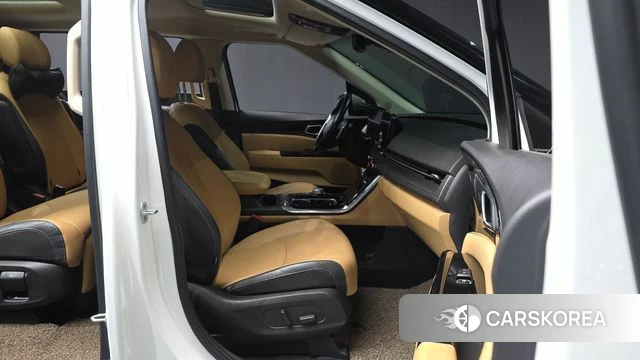 Kia Carnival 4th generation 2022 Белый из Кореи, фото 2