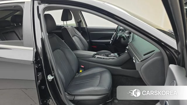 Hyundai Sonata (DN8) 2021 Черный из Кореи, фото 2