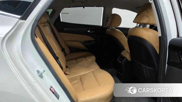 Kia K7 Premier 2021 Белый из Кореи, фото 2
