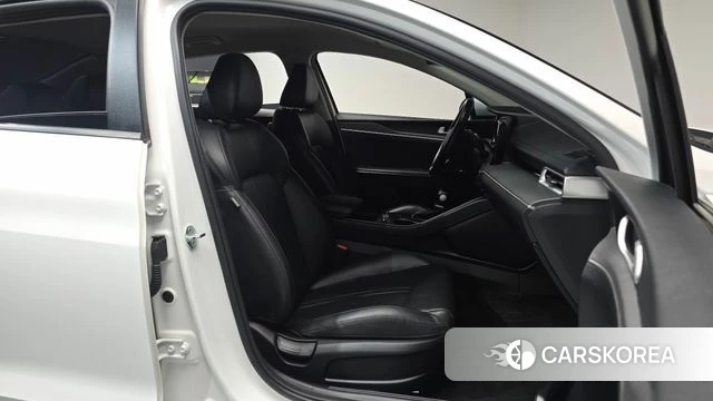 Kia K5 3rd generation 2021 Белый из Кореи, фото 2
