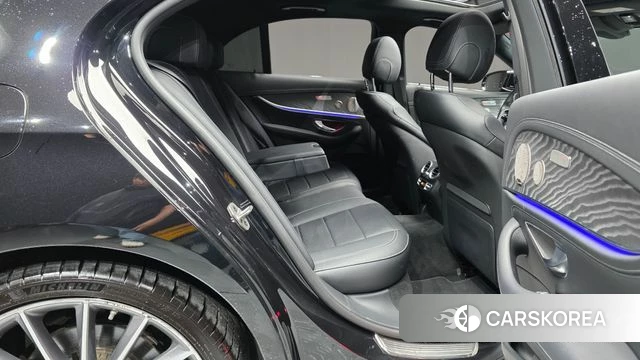 Mercedes-Benz E-Class W213 2022 Черный из Кореи, фото 2