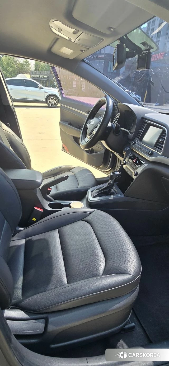 Hyundai Avante AD 2018 Серый из Кореи, фото 2