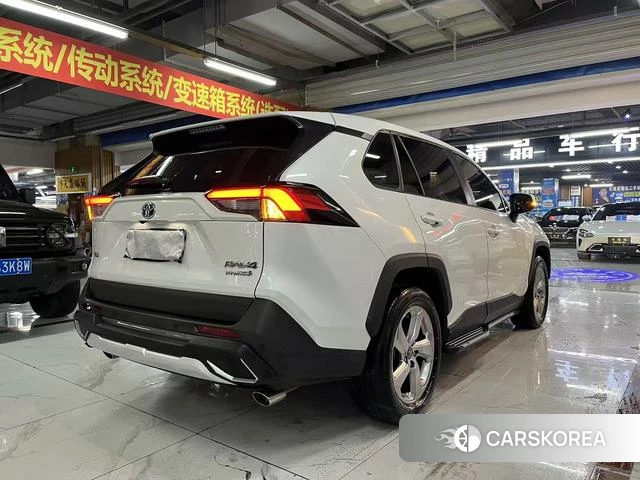 Toyota RAV4 Rongfang 2021 Белый из Китая, фото 2