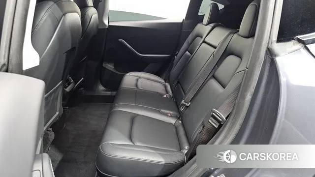 Tesla Model Y 2021 Серый из Кореи, фото 2