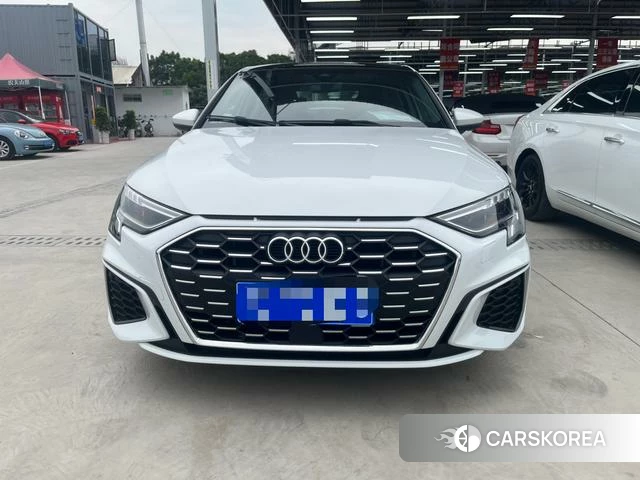 Audi A3 2024 Белый из Китая, фото 2