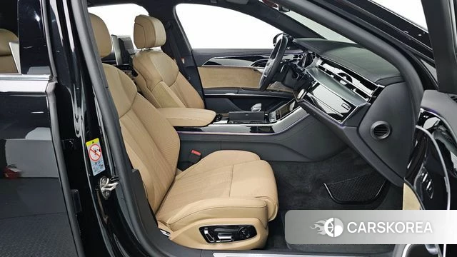 Audi A8 (D5) 2021 Черный из Кореи, фото 2