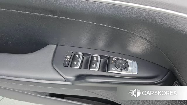 Kia The New K5 3rd generation 2024 Белый из Кореи, фото 2