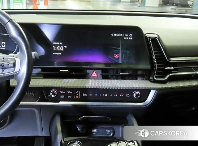 Kia Sportage 5th Generation Hybrid 2022 Белый из Кореи, фото 2