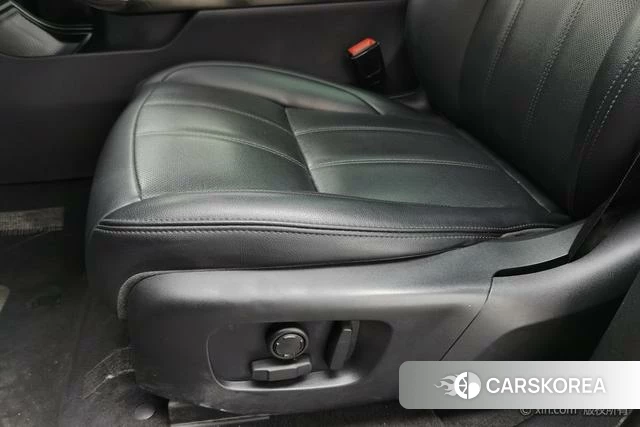 Land Rover Range Rover Aurora 2019 Зеленый из Китая, фото 2