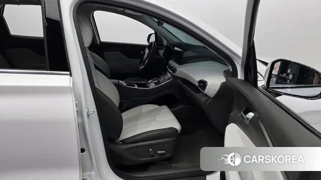 Hyundai The New Santa Fe 2023 Белый из Кореи, фото 2