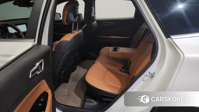 Kia Sportage 5th Generation 2023 Белый из Кореи, фото 2