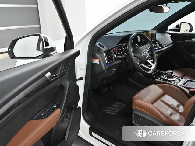 Audi Q5 (FY) 2022 Белый из Кореи, фото 2