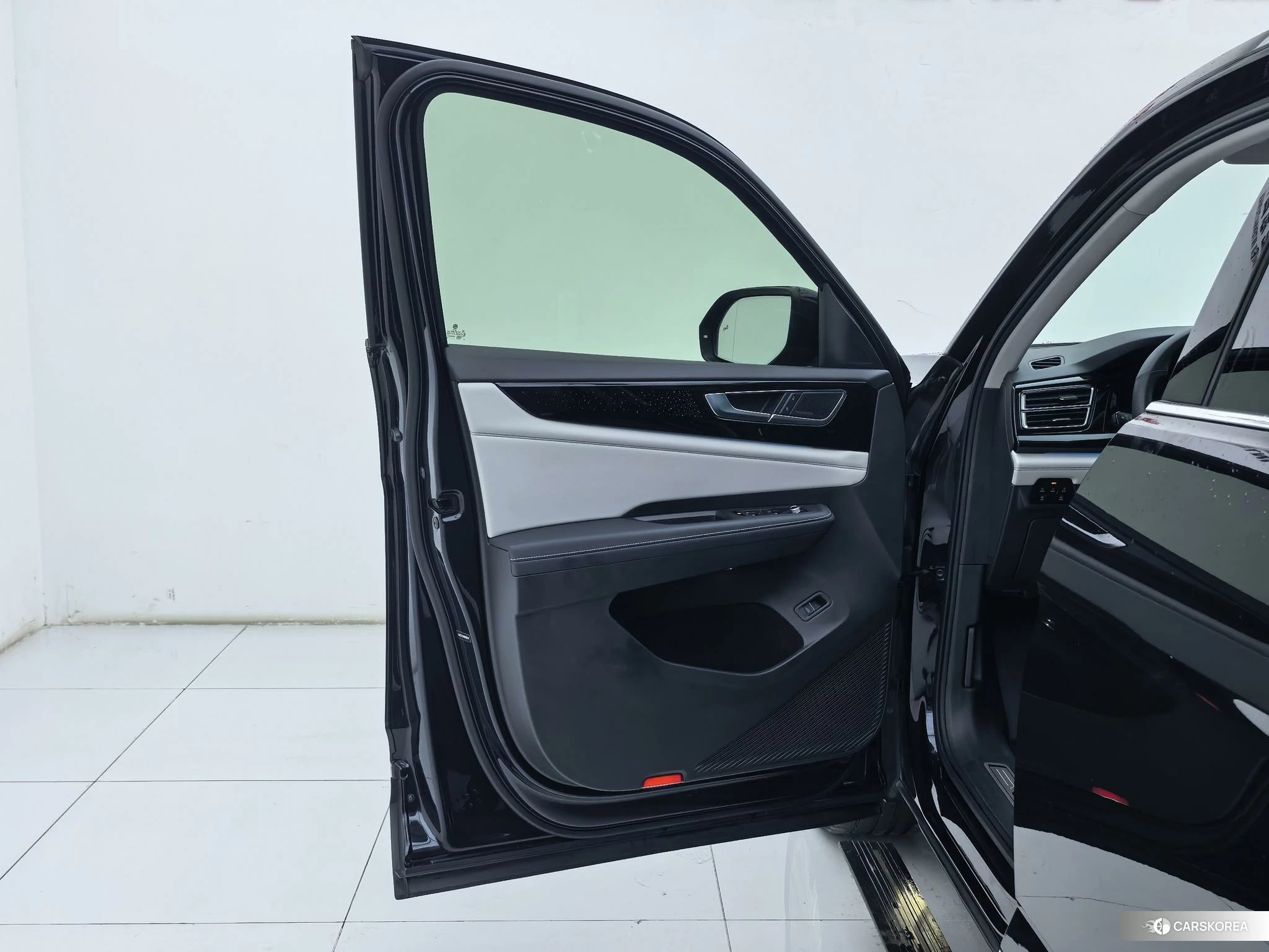 Volkswagen Tourang 2021 Черный из Китая, фото 2