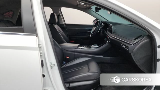 Hyundai Sonata (DN8) 2022 Белый из Кореи, фото 2