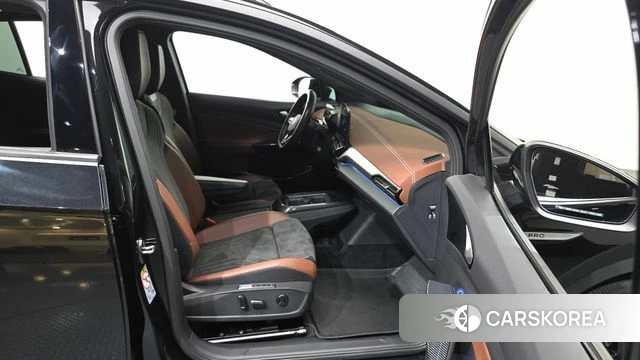 Volkswagen ID.4 2022 Черный из Кореи, фото 2