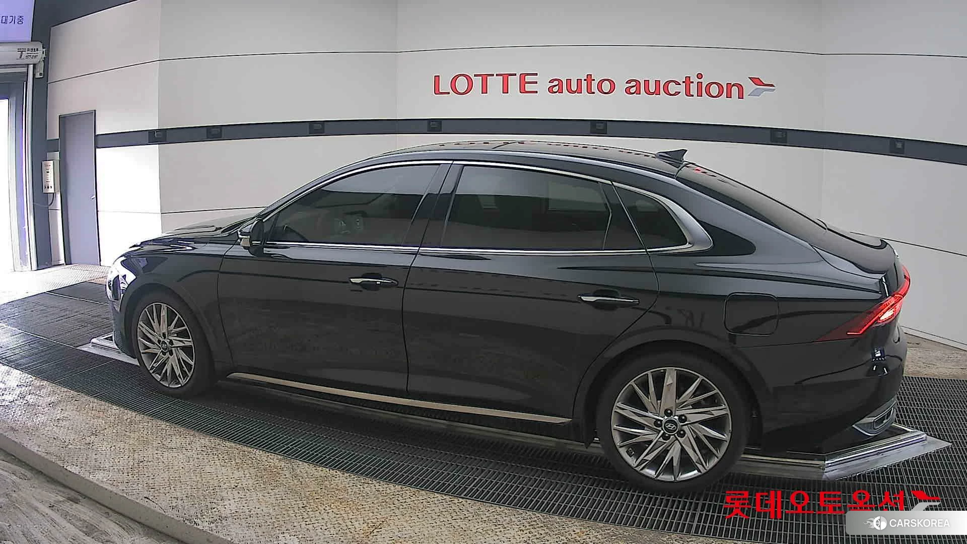 Hyundai Grandeur 2022 Midnight Black Pearl из Кореи, фото 2