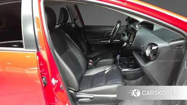Toyota Prius C 2019 Красный из Кореи, фото 2
