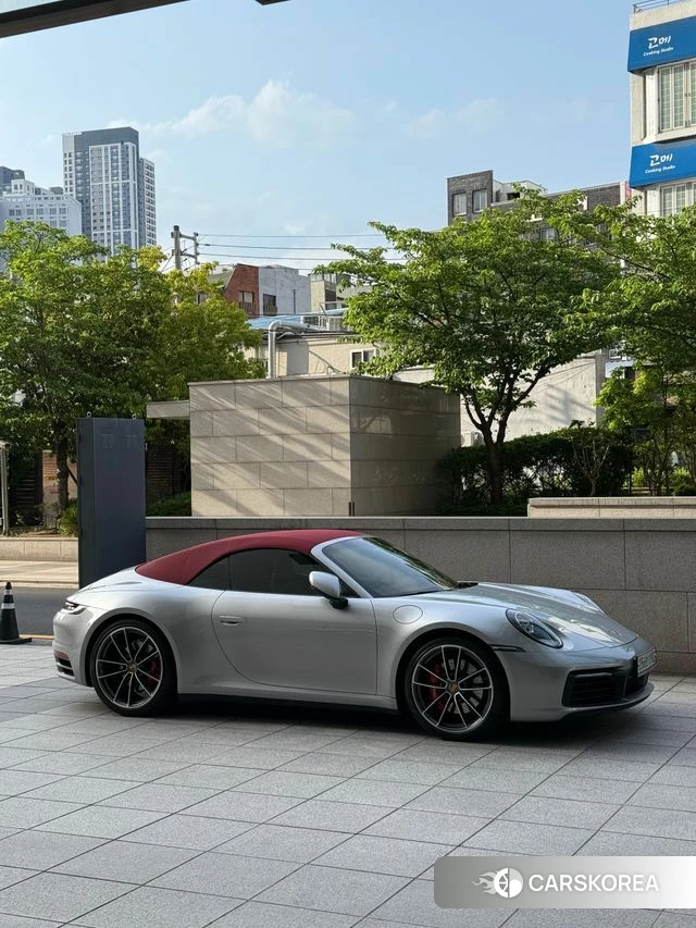 Porsche 911(992) 2020 Серебряный из Кореи, фото 2