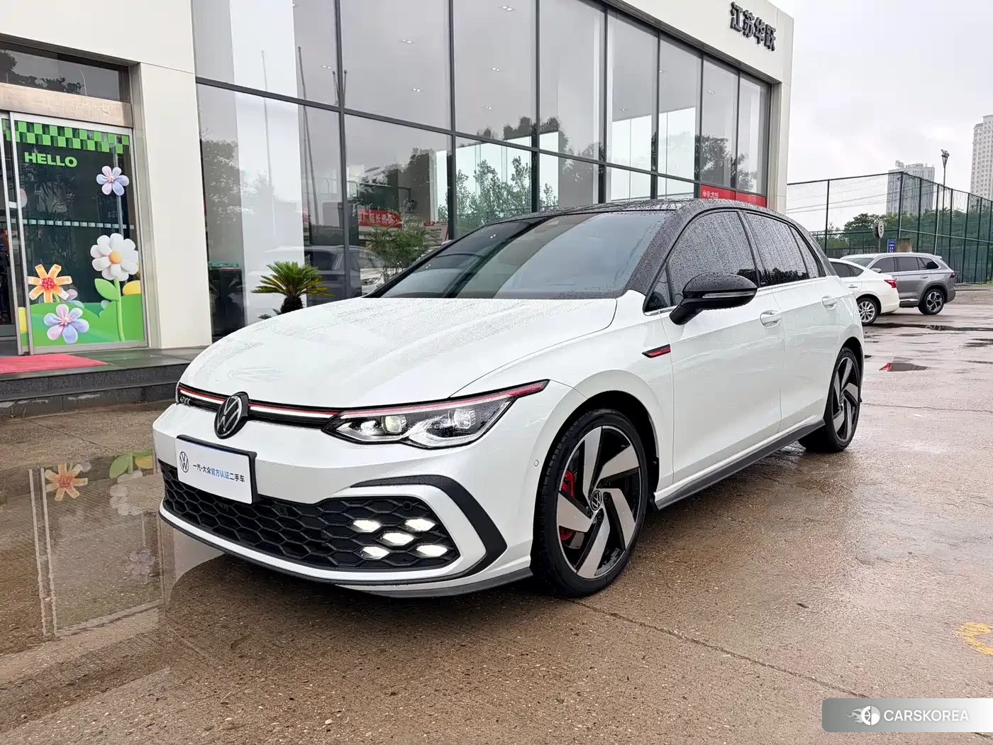 Volkswagen Golf 2024 Белый из Китая, фото 2