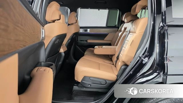 Hyundai Santa Fe (MX5) 2024 Черный из Кореи, фото 2