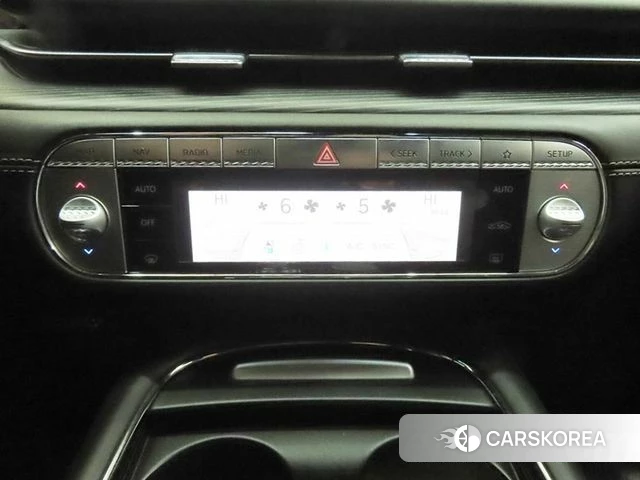 Genesis G90 (RS4) 2022 Черный из Кореи, фото 2