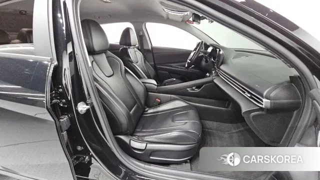 Hyundai Avante (CN7) 2021 Черный из Кореи, фото 2