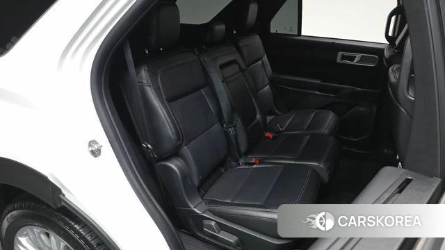 Ford Explorer 6th Generation 2020 Белый из Кореи, фото 2