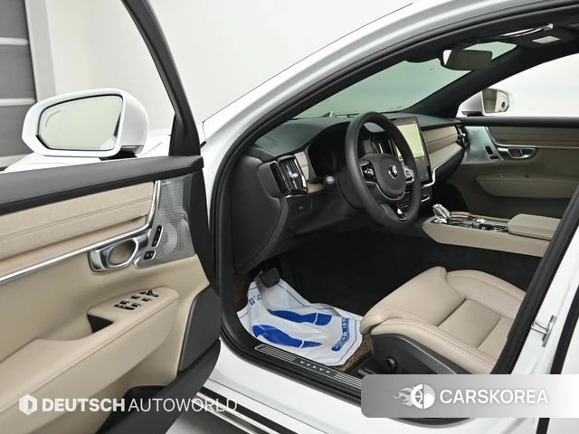 Volvo S90 2025 Белый из Кореи, фото 2