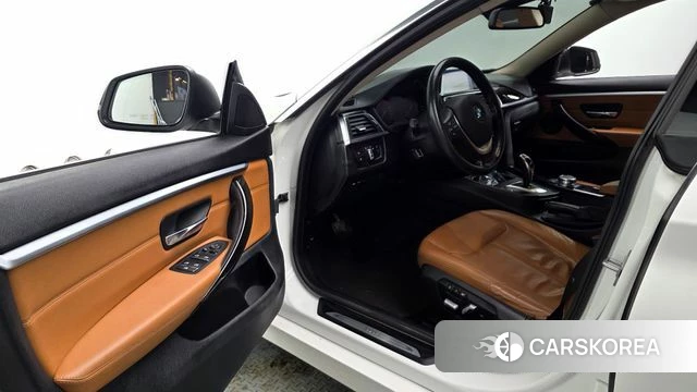 BMW 4 Series (F32) 2018 Белый из Кореи, фото 2