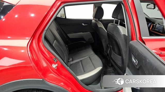 Kia Stonic 2018 Красный из Кореи, фото 2