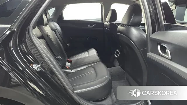 Kia K5 3rd generation 2023 Черный из Кореи, фото 3