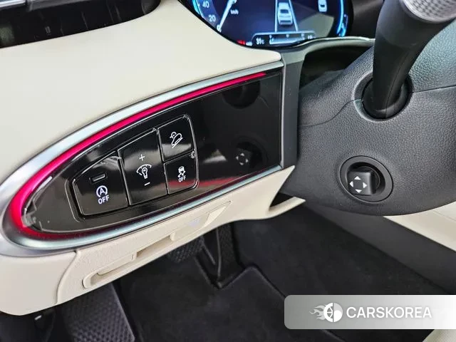 Genesis GV70 2023 Черный из Кореи, фото 3