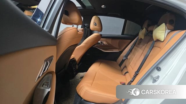 BMW 3 Series (G20) 2023 Белый из Кореи, фото 3