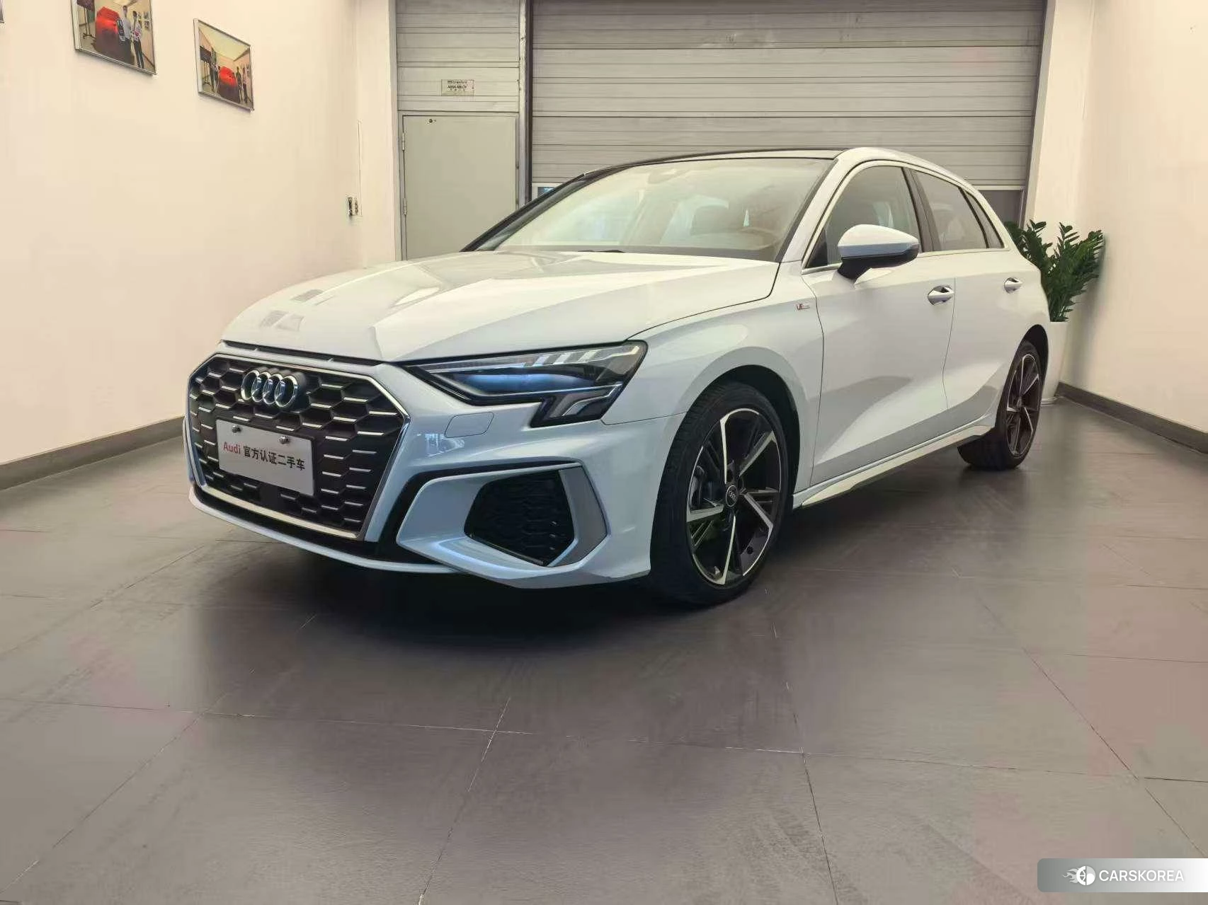 Audi A3 2023 Белый из Китая, фото 3