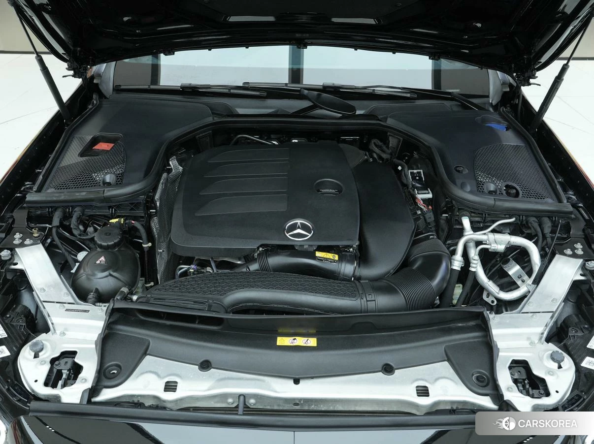 Mercedes-Benz E-class 2022 Черный из Китая, фото 3