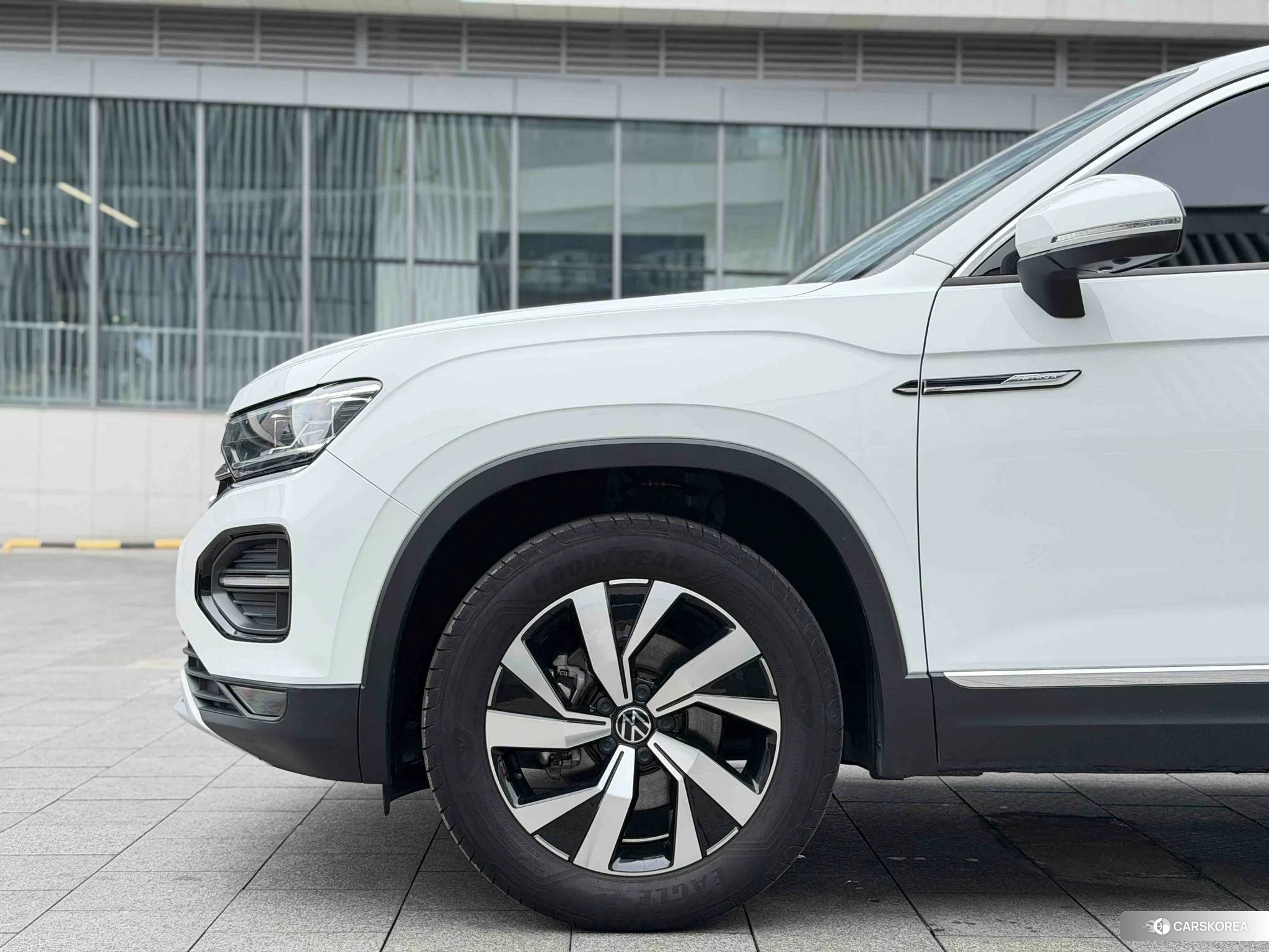 Volkswagen Tayron 2021 Белый из Китая, фото 3