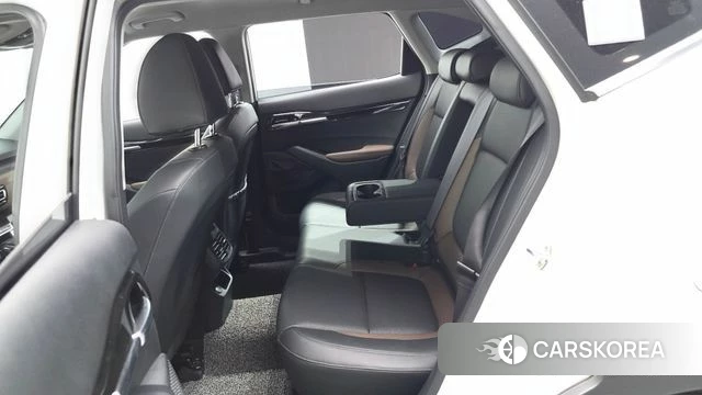 Kia Seltos 2022 Белый из Кореи, фото 3