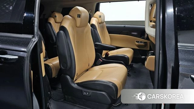 Kia Carnival 4th generation 2021 Черный из Кореи, фото 3