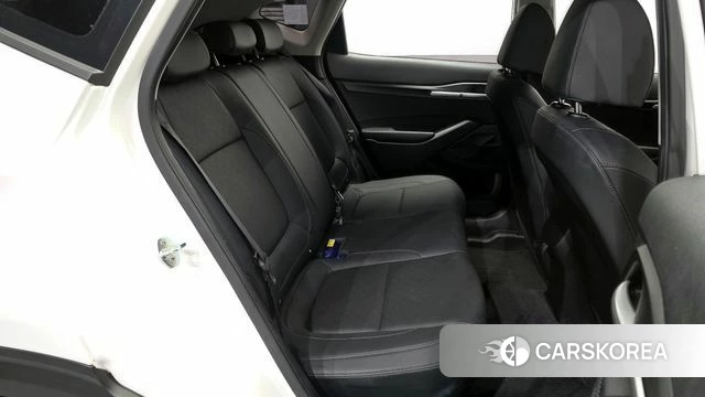 Kia Seltos 2022 Белый из Кореи, фото 3